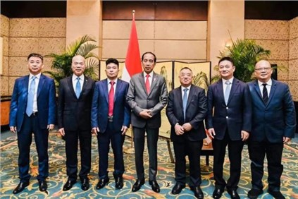 The Embassy of the Republic of Indonesia in Beijing organized a business roundtable between the President of the Republic of Indonesia and leaders of prominent Chinese companies,and CNGR Chairman Deng